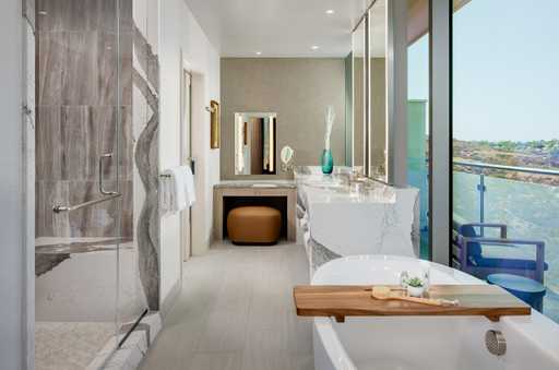 Panoramic Suite Bathroom at Jamul Casino Resort